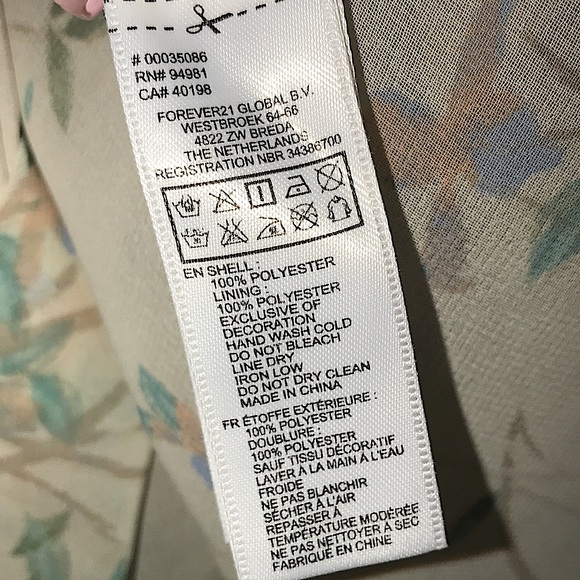 Forever 21 Women’s Size M Flower Dress - Picture 6 of 6